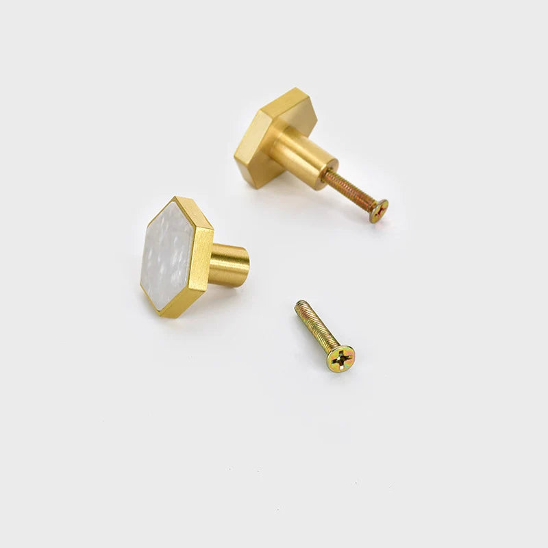 Modern Brass Shell Knobs – Colorful Cabinet Pulls for Wardrobes, Dressers, and Cupboards