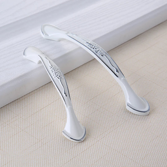 European Ivory White Cabinet Handle – Elegant Zinc Alloy Drawer Pulls for Dressers, Closets, and Cupboards (96mm)