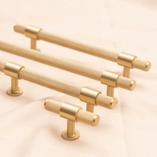 Knurled Brass Handles – Modern Kitchen Cabinet Pulls and Wardrobe Knobs (28mm-278mm)