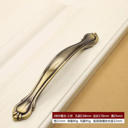 Retro Bronze Cabinet Handles - Antique Metal Kitchen Door Pulls and Wardrobe Knobs, 128mm