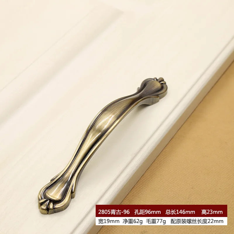 Retro Bronze Cabinet Handles - Antique Metal Kitchen Door Pulls and Wardrobe Knobs, 128mm