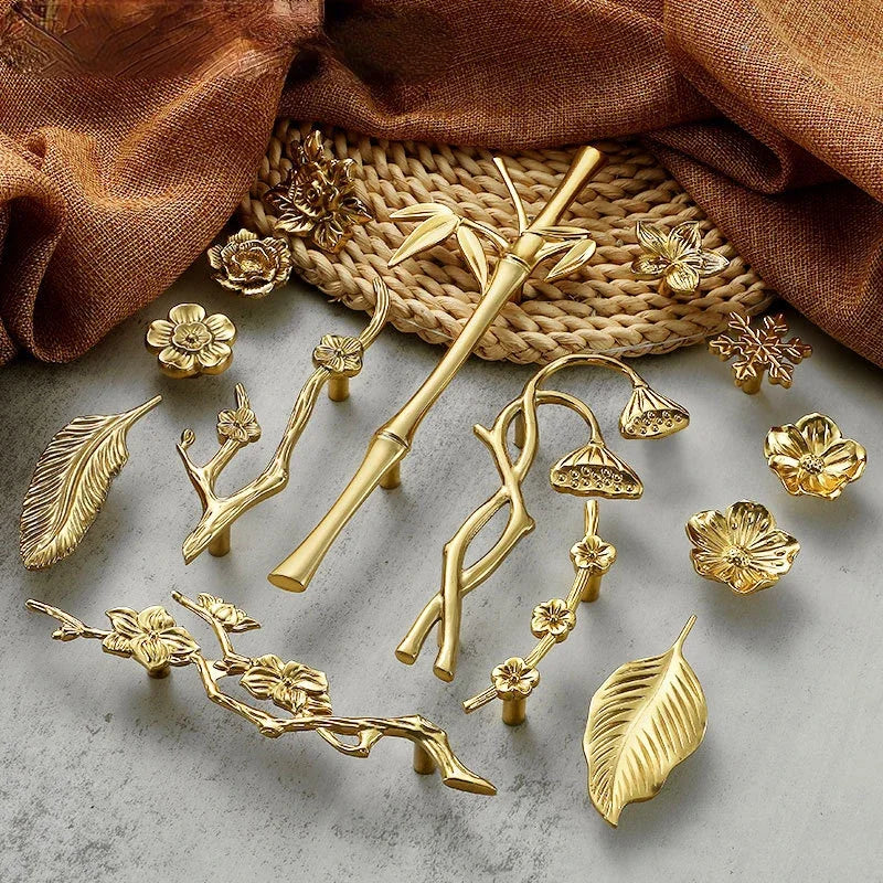 Luxury Brass Flower and Leaf Cabinet Handles – Chinese-Style Decorative Pulls for Wardrobes and Drawers