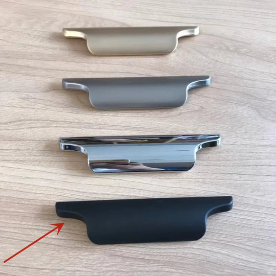 Luxury Zinc Alloy Curved Cabinet Handles - Modern Drawer Pulls for Wardrobes and Shoe Cabinets