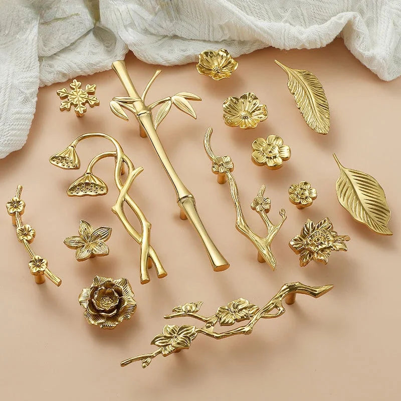 Luxury Brass Flower and Leaf Cabinet Handles – Chinese-Style Decorative Pulls for Wardrobes and Drawers