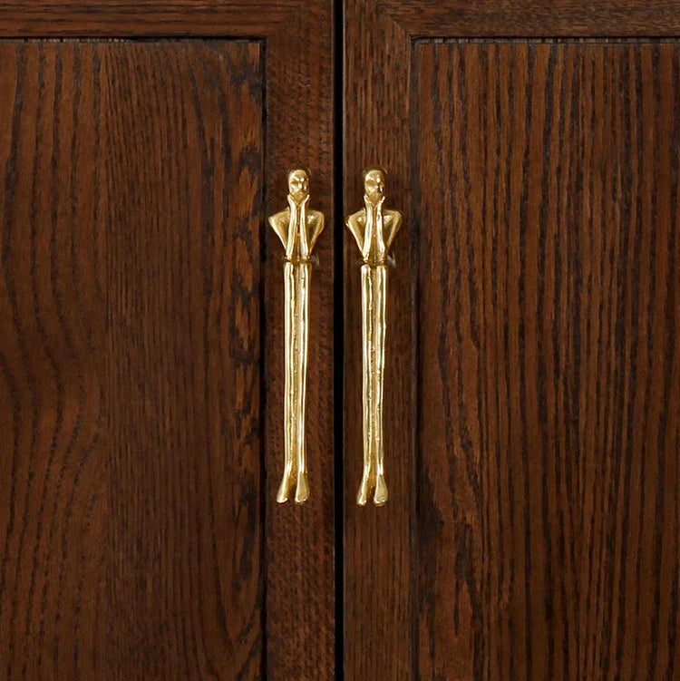 Nordic Brass Humanoid Cabinet Handle – Modern Luxury Drawer Pulls for Wardrobes and Cabinets (Single Hole)