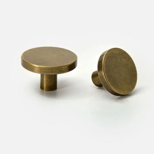 Antique Brass Round Cabinet Knobs – Vintage Drawer, Wardrobe, and Cupboard Pulls