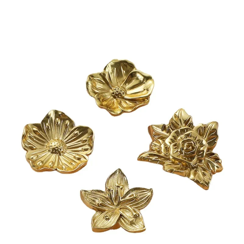 Luxury Brass Flower and Leaf Cabinet Handles – Chinese-Style Decorative Pulls for Wardrobes and Drawers